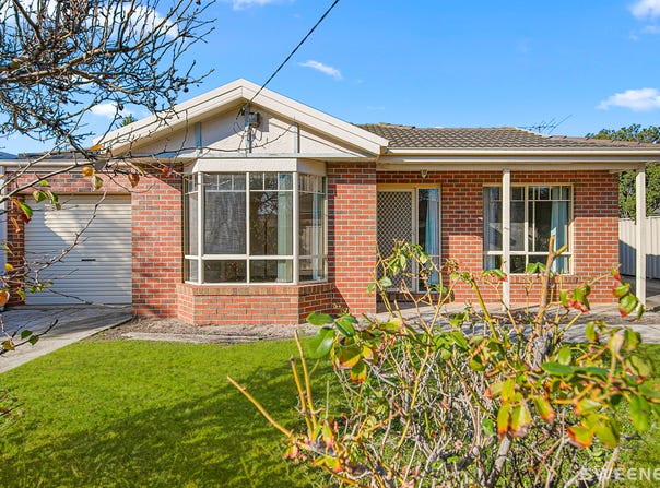 1/26 Bracken Grove, Altona, Vic 3018