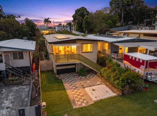 31 Pandanus Street, Cooee Bay, Qld 4703