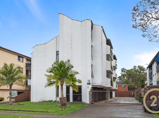 12/13 Hart Street, Warwick Farm, NSW 2170