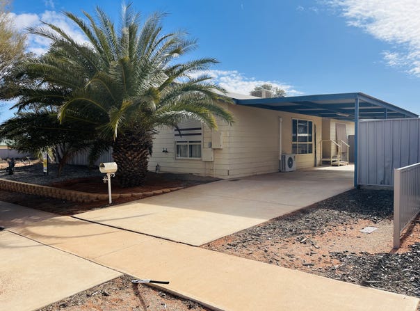 33 Aquila Bvd, Roxby Downs, SA 5725