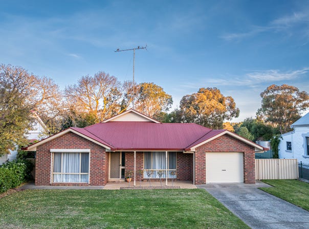 22 Riddoch St, Penola, SA 5277
