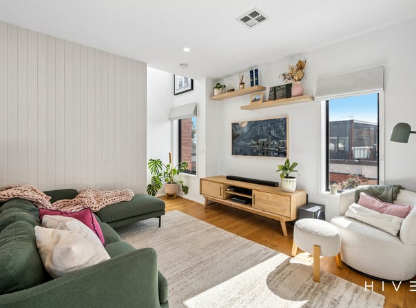 8 Bicheno Mews, Watson, ACT 2602