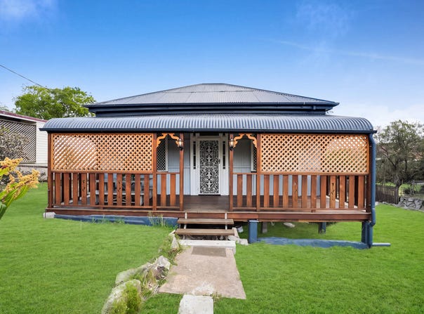 8 Adam Street, Bundamba, Qld 4304