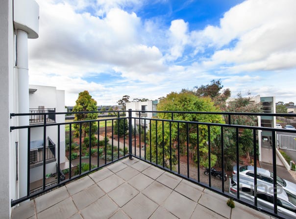 70/21-29 Trickey Avenue, Sydenham, Vic 3037