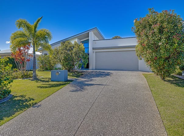9 Wilshire Place, Pelican Waters, Qld 4551