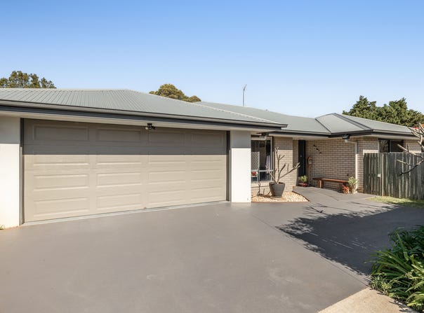 8A Peardon Street, South Toowoomba, Qld 4350