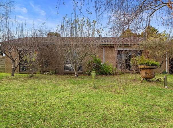 4 Ritchie Street, Leongatha, Vic 3953