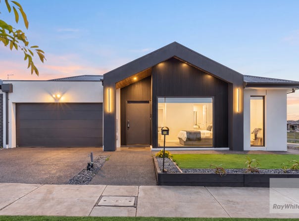 23 Emilia Circuit, Fraser Rise, Vic 3336