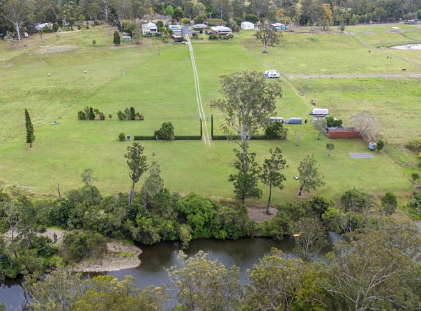 49 Stewart Road, Guanaba, Qld 4210