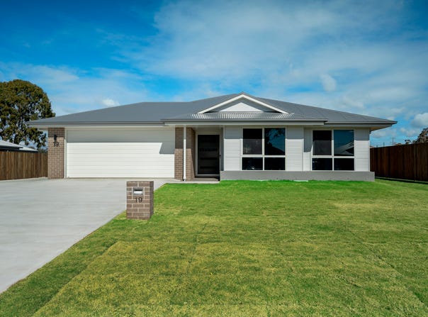19 Cattell Crescent, Pittsworth, Qld 4356