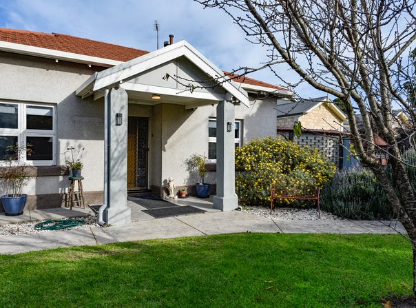 136 Mount Gambier Road, Millicent, SA 5280