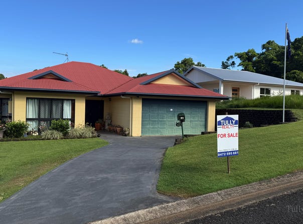 32 Pease St, Tully, Qld 4854