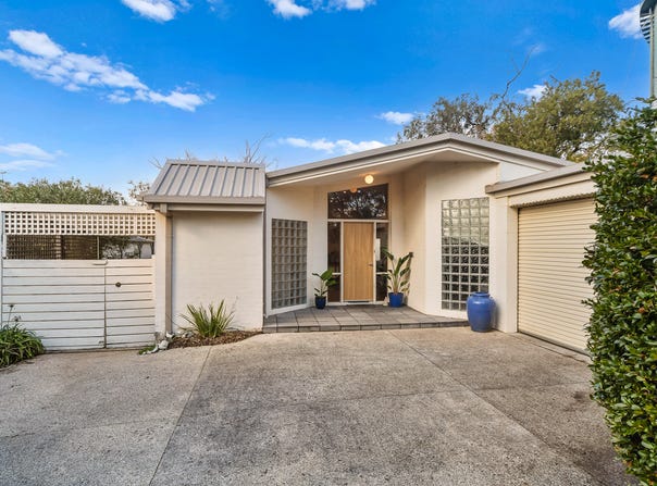 60 Mountain View Road, Mount Eliza, Vic 3930