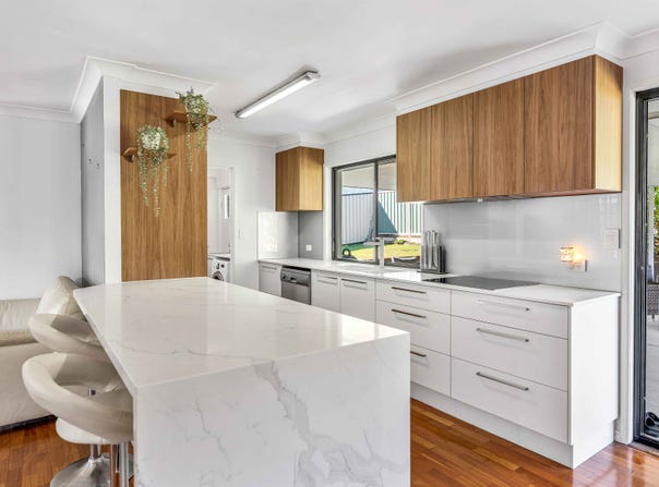 16 Delsia Street, Rochedale South, Qld 4123