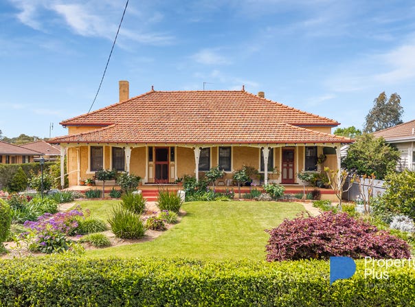 21 MacKay Street, Rochester, Vic 3561