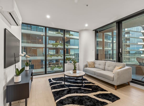 417/2 snedden drive, Glen Waverley, Vic 3150