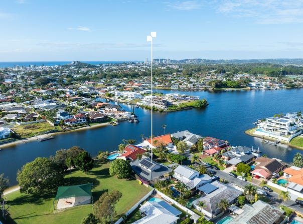 36 Firmin Court, Mermaid Waters, Qld 4218