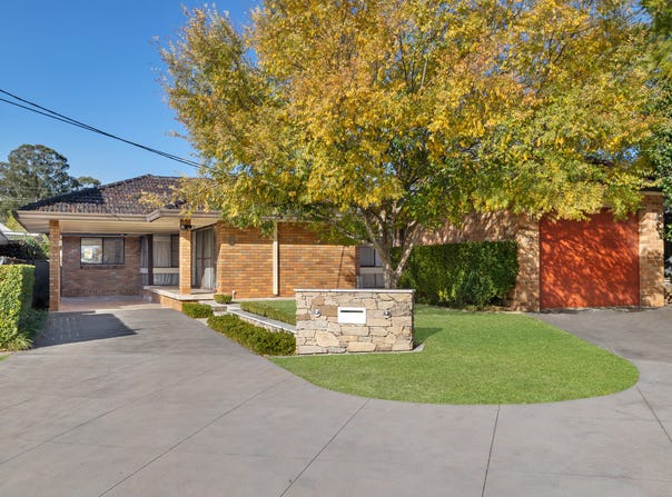 8 Rosedale Avenue, Penrith, NSW 2750