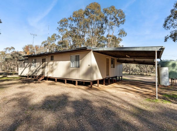 30 Carboon Lane, Heathcote, Vic 3523