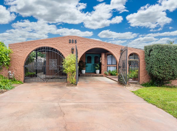385 Colley Street, Lavington, NSW 2641