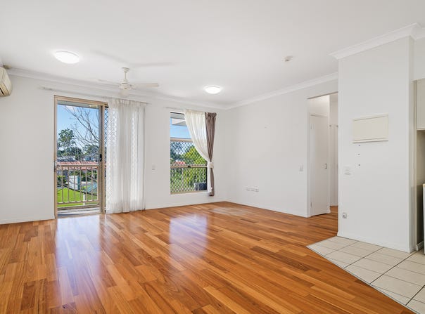 217/27 Clarendon Avenue, Bethania, Qld 4205
