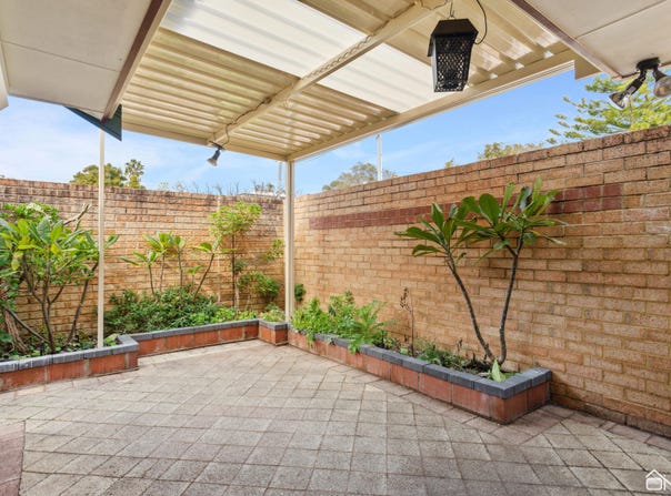 1/31 Third Avenue, Kelmscott, WA 6111