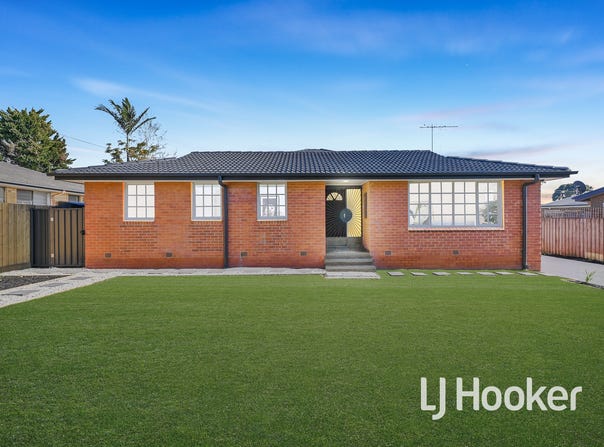 1/21 Green Valley Crescent, Hampton Park, Vic 3976