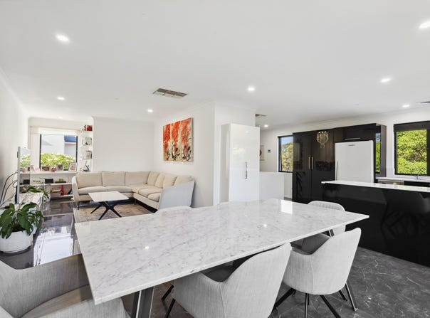 1/39 Calais Road, Scarborough, WA 6019