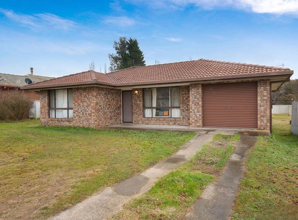 20 Evangelene Crescent, Armidale, NSW 2350