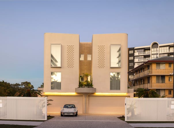 DUALIS 1364 Gold Coast Highway, Palm Beach, Qld 4221