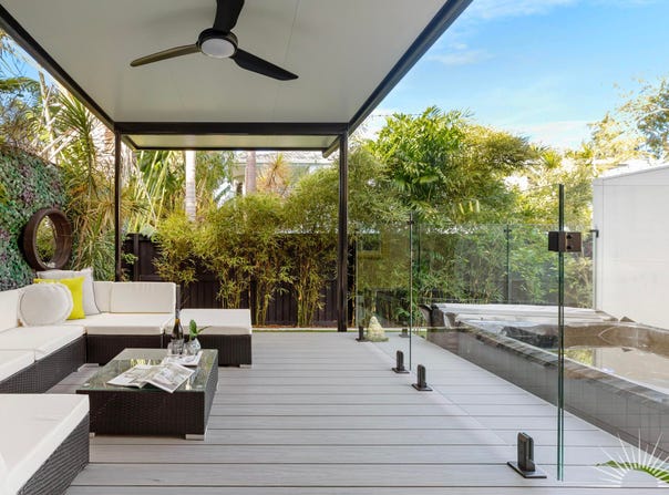 5/6 Advance Place, Sunrise Beach, Qld 4567