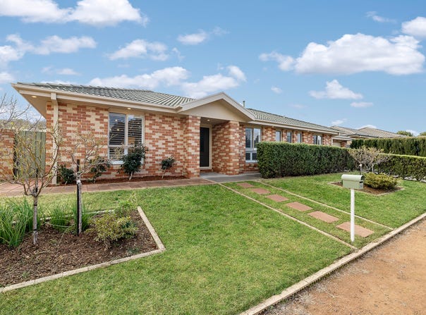 20 Unwin Avenue, Jerrabomberra, NSW 2619