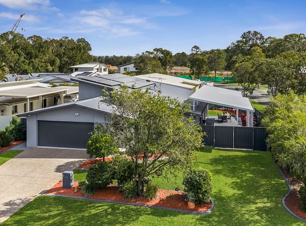 2 Yaraan Crescent, Beachmere, Qld 4510