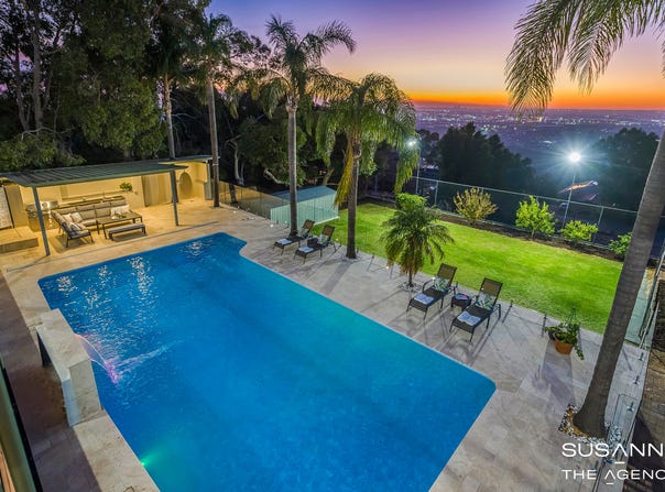 69 Basildon Road, Lesmurdie, WA 6076