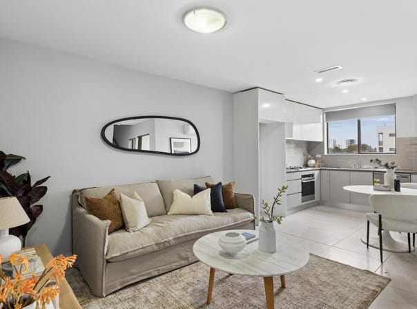 11/4 Good Street, Westmead, NSW 2145