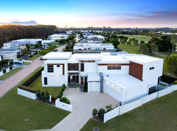 2269 Banksia Lakes Drive, Sanctuary Cove, Qld 4212