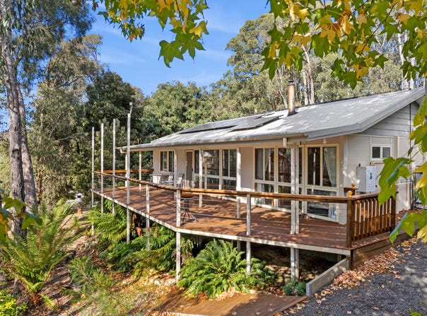 1241 Greendale Trentham Road, Barrys Reef, Vic 3458