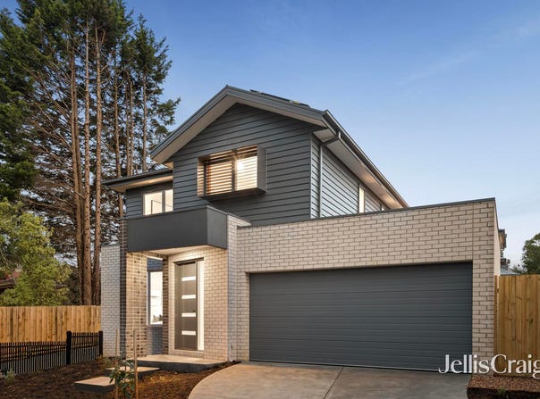 1/2 Harrison Street, Mitcham, Vic 3132