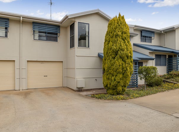 22/337 Spring Street, Kearneys Spring, Qld 4350