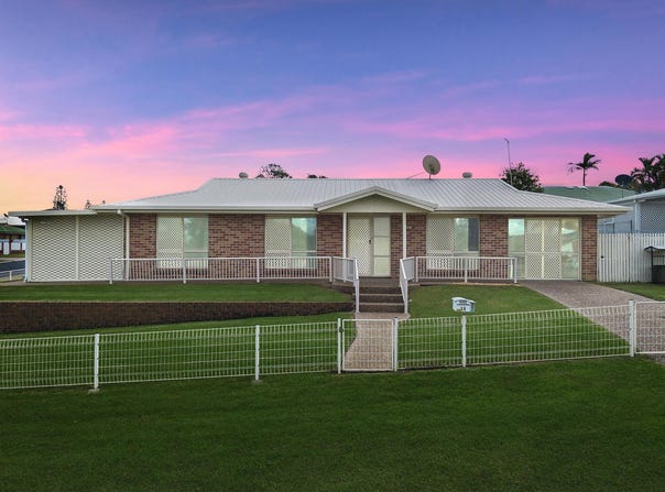 18 Poole Street, Kawana, Qld 4701
