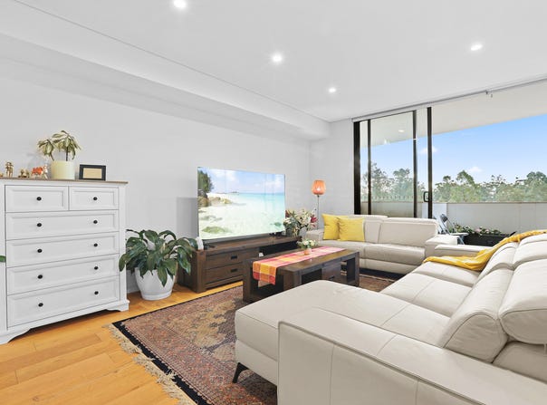 203/100 Fairway Drive, Norwest, NSW 2153