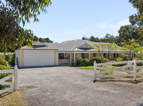 2 Durrol Grove, Gingin, WA 6503