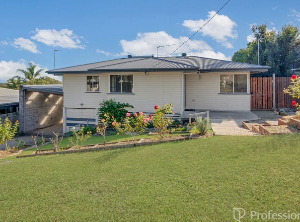 30 Smith Street, West Gladstone, Qld 4680