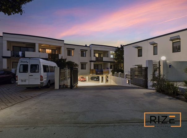 8/5 Eastleigh Loop, Currambine, WA 6028