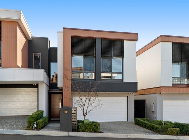 15 Strangers Creek Place, Bella Vista, NSW 2153
