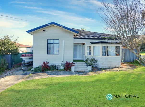 7 The Esplanade, Guildford, NSW 2161