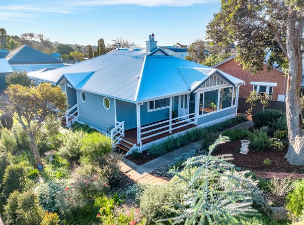 131 Hindmarsh Road, Victor Harbor, SA 5211