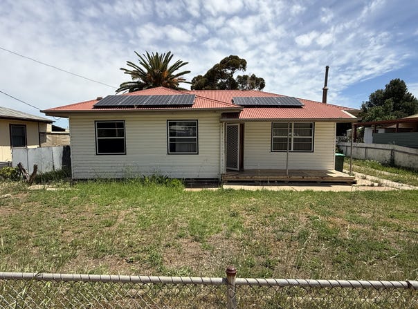 9 Herbert Street, Laura, SA 5480