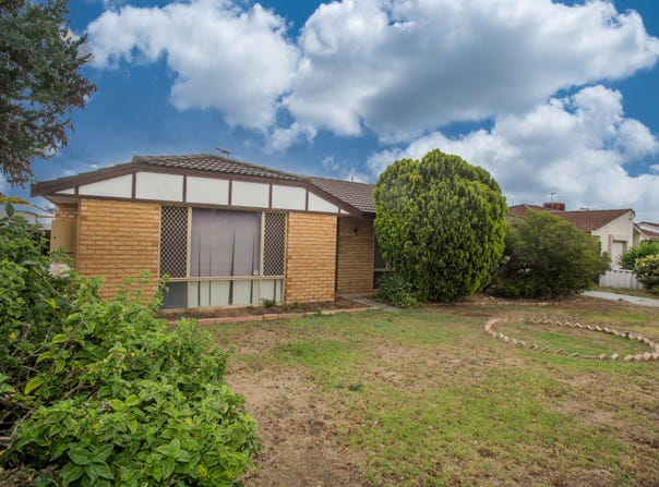 14 Ironbark Rd, Morley, WA 6062