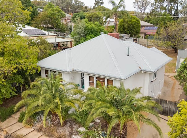 869 Miller Street, West Albury, NSW 2640